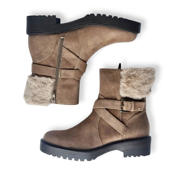 DV by Dolce Vita Shoes - DV Dolce Vita Oaklyn Bootie Size 7 Tan Lug Sole Moto Boot Faux Fur Trim